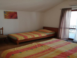 Apartmani Maribela Arbanija (Otok Čiovo)