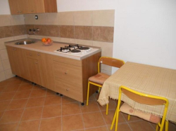 Apartmani DADO Starigrad (Paklenica)