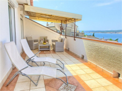 Apartmany Villa Vesna - Family house apartments Crikvenica