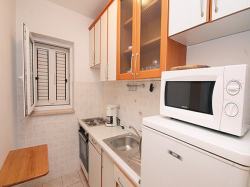 Apartmany Pansion Krivic Kaštel Gomilica