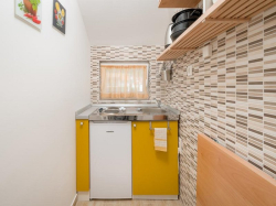 Apartmany Kapo Kaštel Kambelovac