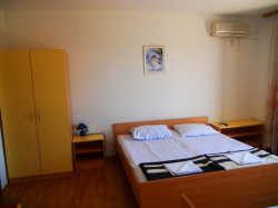 Apartmany DADO Starigrad (Paklenica)